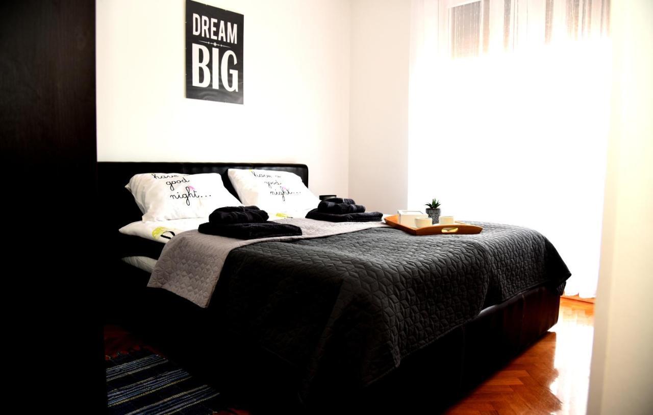 Apartman Elly Slavonski Brod Buitenkant foto